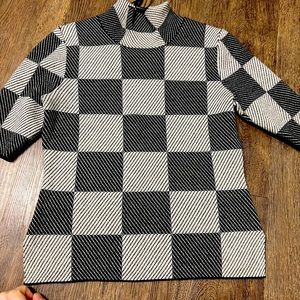 Ann Taylor Checkered Short-Sleeve Top with Collar Size:XS